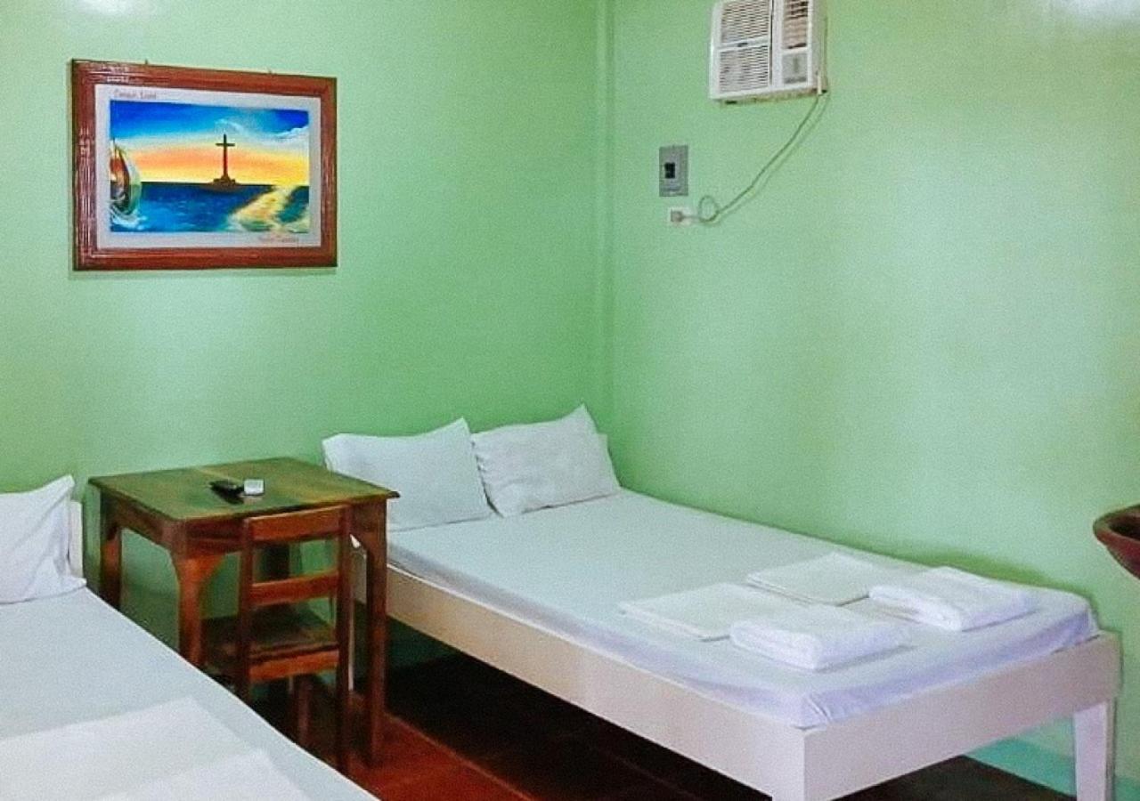 Reddoorz At July'S Haven Seaside Pension Camiguin Mambajao Buitenkant foto